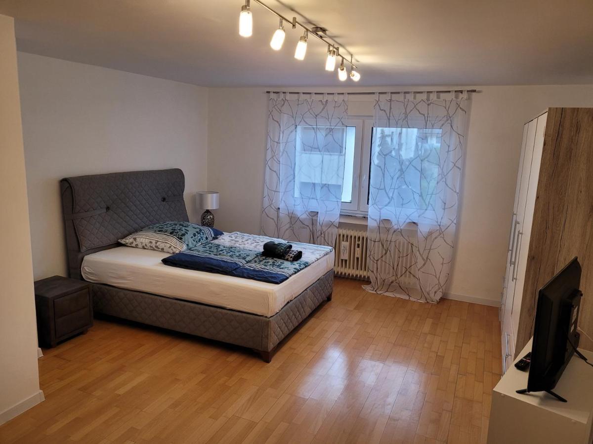 Ferienwohnung Anna Oftersheim Schwetzingen Hockenheim 3 Zimmer Mit Balkon المظهر الخارجي الصورة